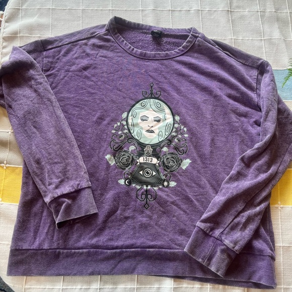 Her Universe Madame Leota Sweatshirt - Picture 1 of 13